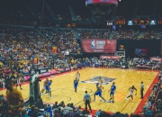 大坂直美迎来十五赛季出色发挥，MAD观众热烈欢呼！观众掌声雷动