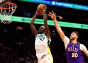 热火复出首战，西亚卡姆状态火爆，掀起高潮成为焦点！